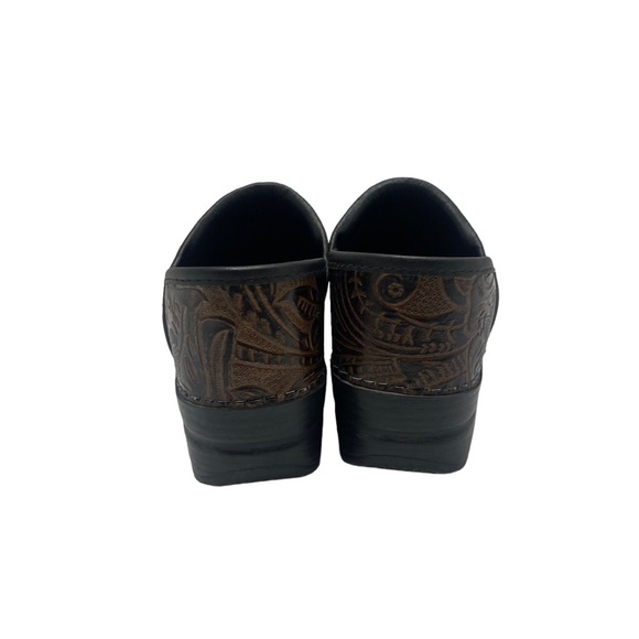 Dansko Womens Size Brown Embossed Leather Comfort Clogs - Picture 4 of 5